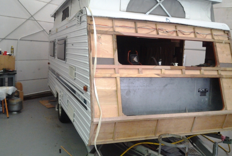 Oak Flats Caravan Repairs